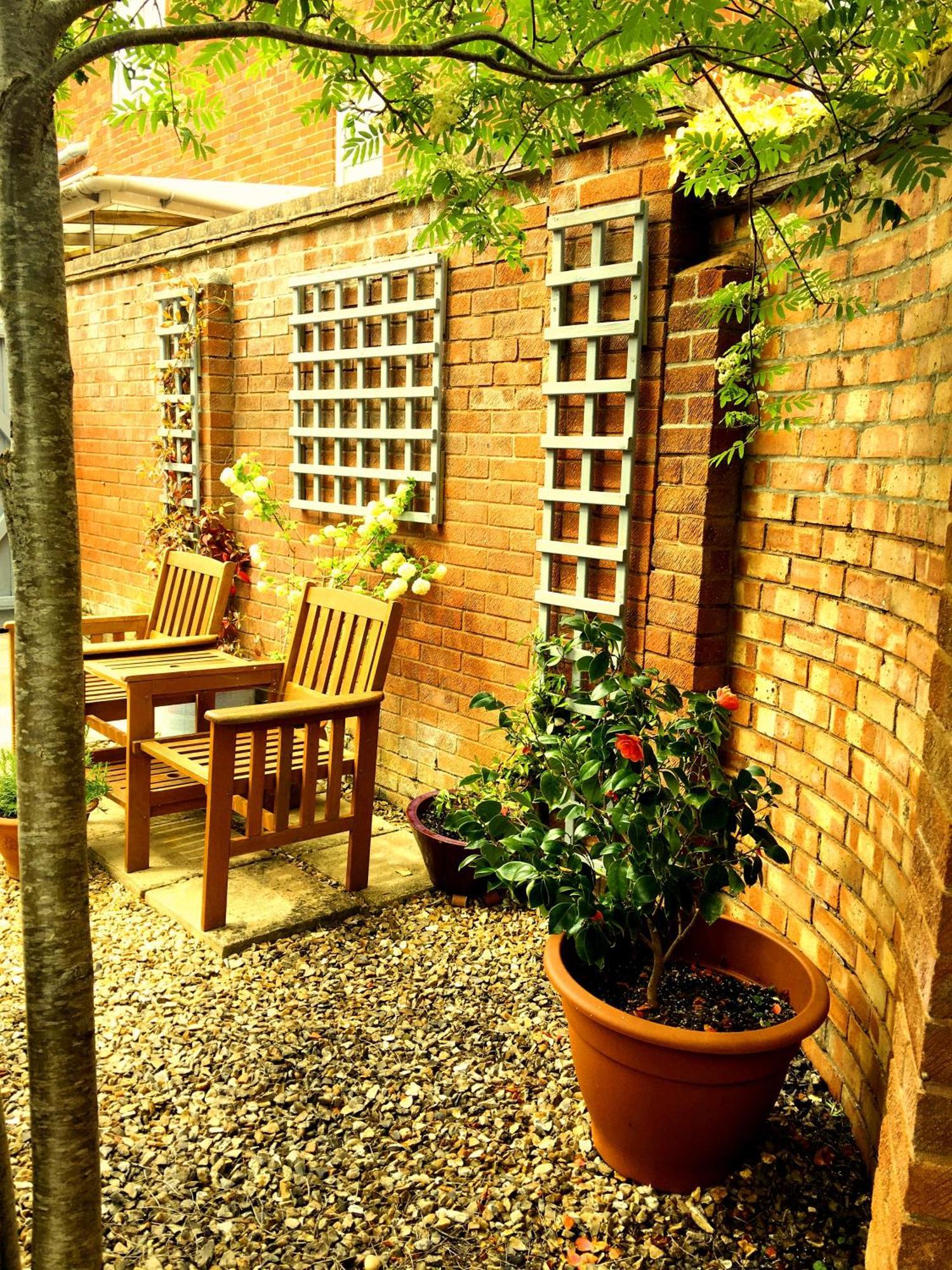 The Little House Yeovil Exterior foto